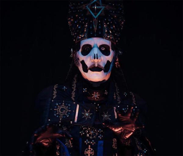 Ghost Da La Bienvenida Al Papa Emeritus Iv Hellpress